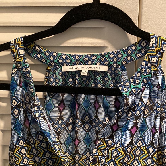 Collective Concepts halter tank, size medium - Picture 2 of 5